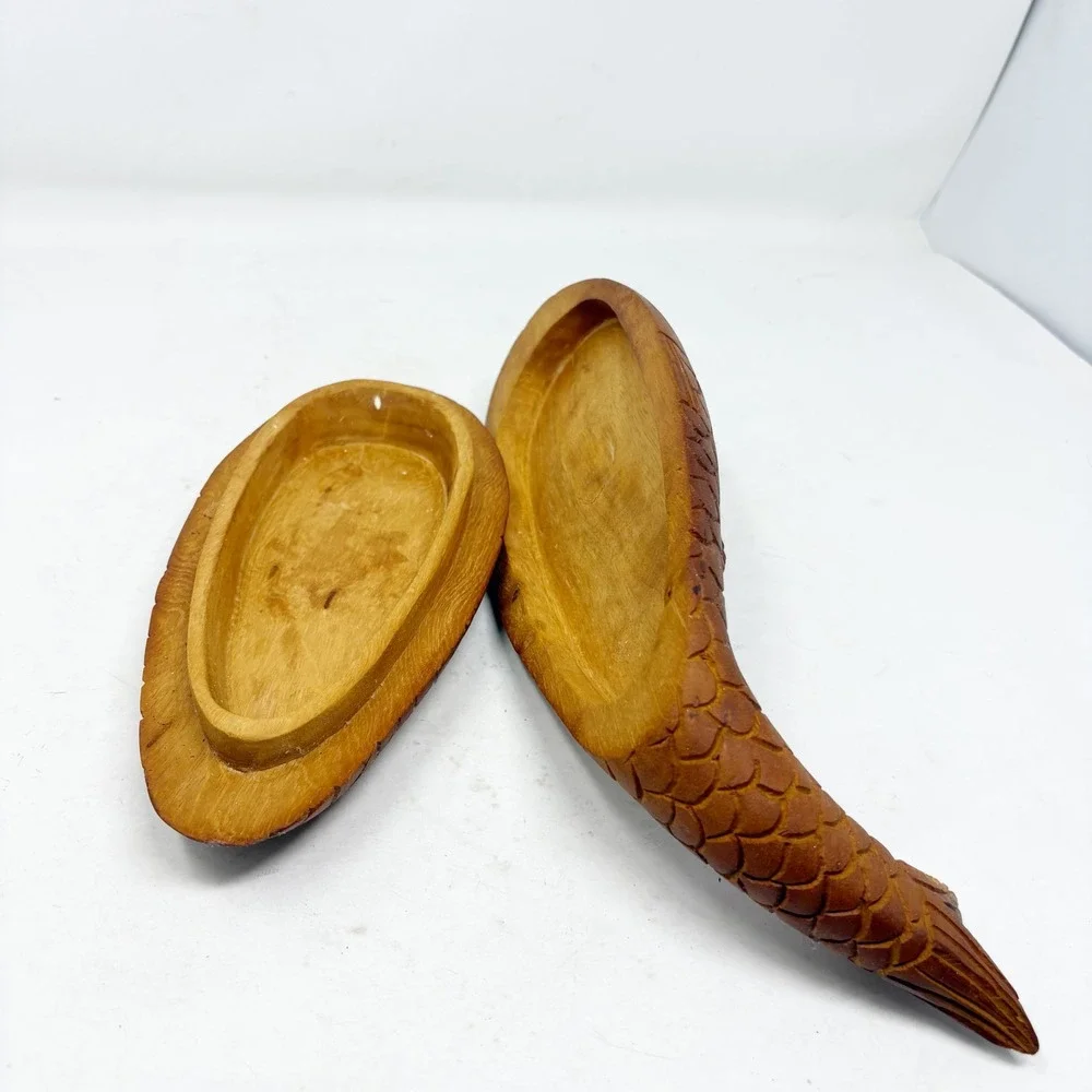 Hand Carved Wooden Fish Trinket Box Nautical‎ Coastal Decor Brown Storage 11.5in